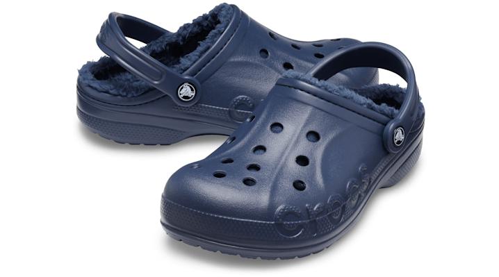 navy blue fuzzy crocs