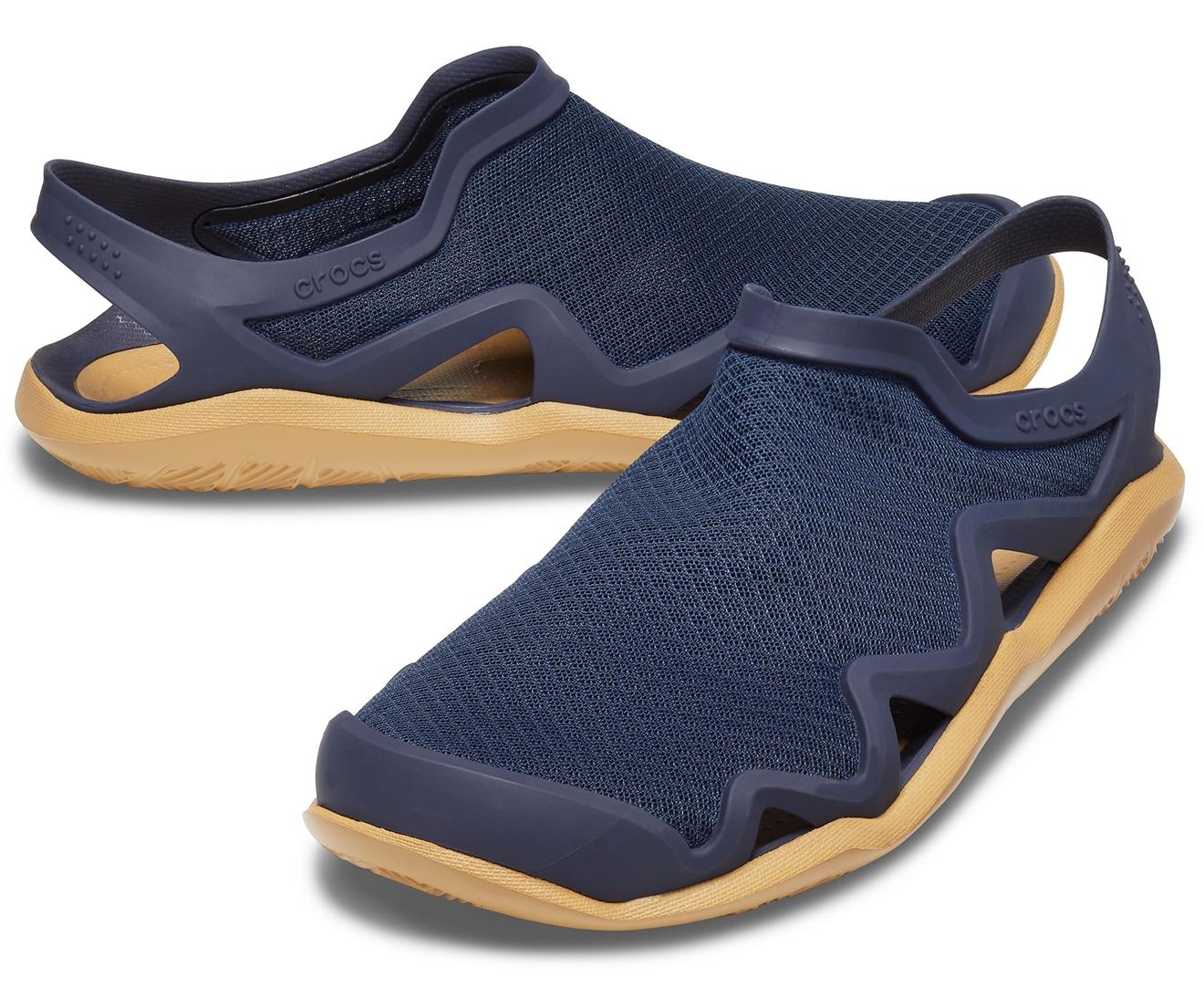 Crocs™ Swiftwater Mesh Wave Sandal Water Shoe Blue for Men - Save 55% - Lyst