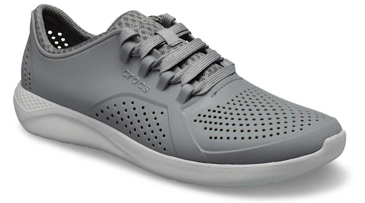 Crocs™ Men's Literidetm Pacer in Gray 