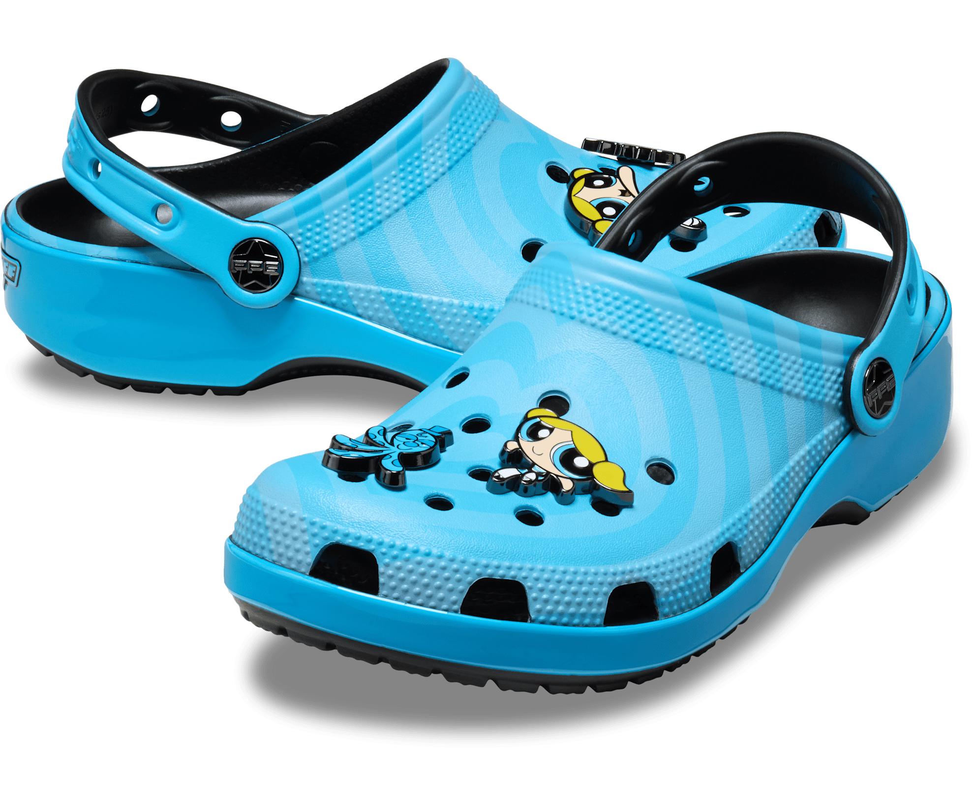 Crocs™ The Powerpuff Girls Buttercup Classic Clog in Black Lyst