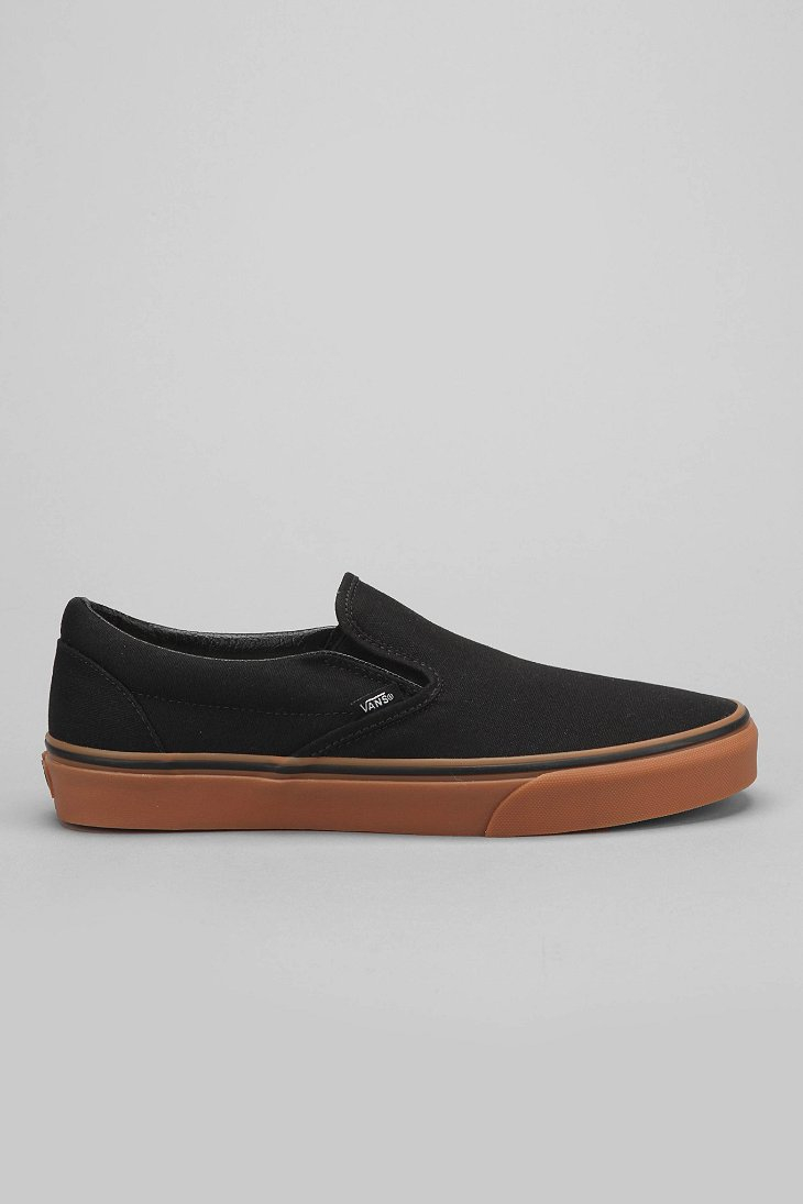 Vans Classic Gum-Sole Slip-On Sneaker in Black for Men | Lyst