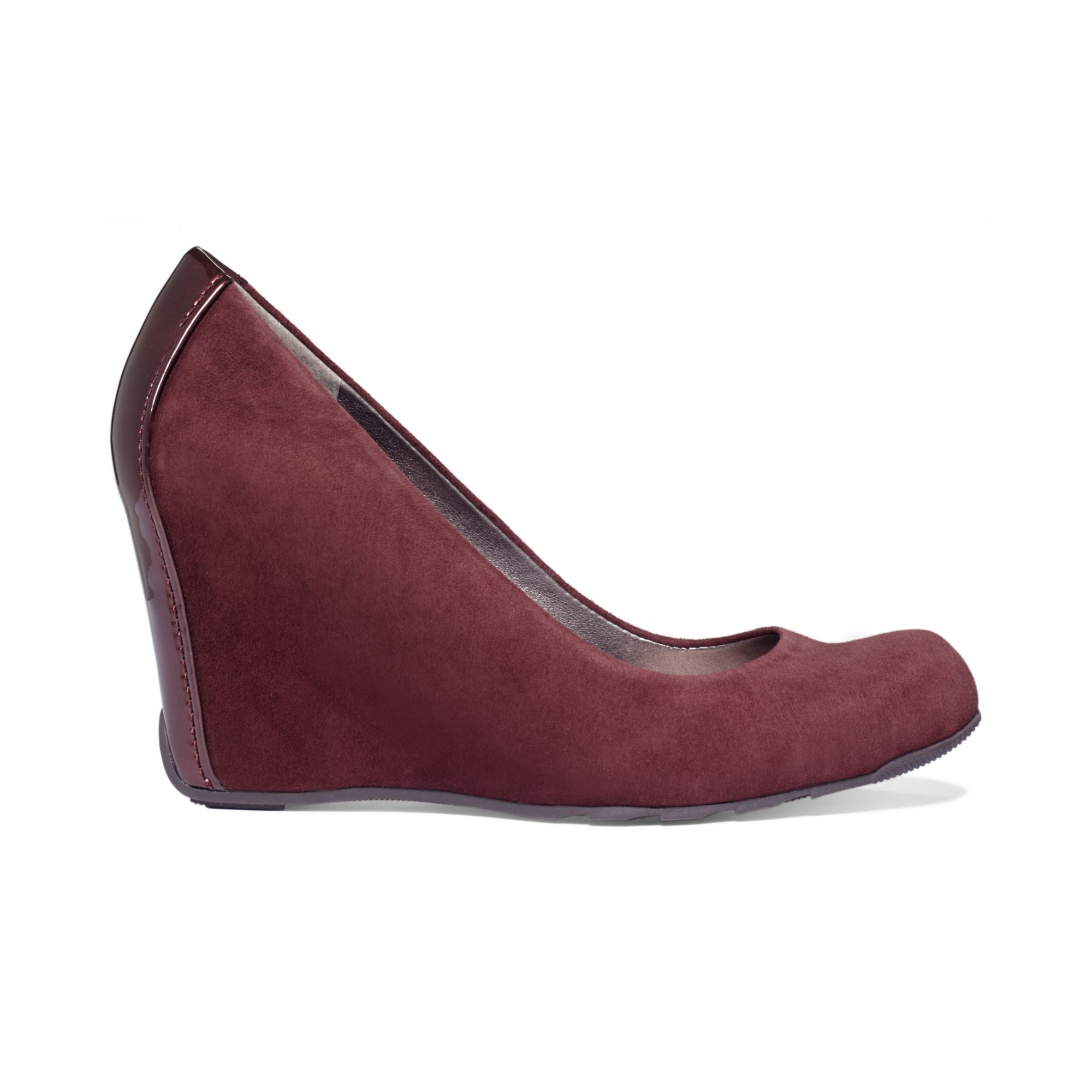 kenneth cole reaction did u tell wedge pumps