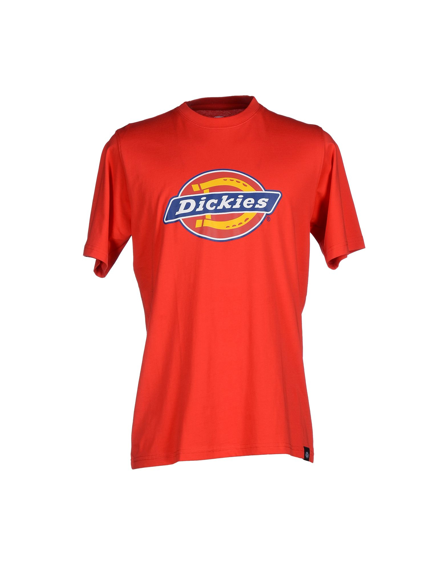 red t shirt combination