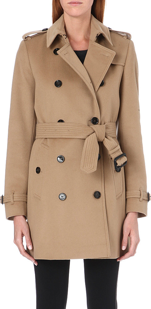 Burberry The Kensington Mid-length Wool And Cashmere-blend Trench Coat in  Camel (Natural) | Lyst
