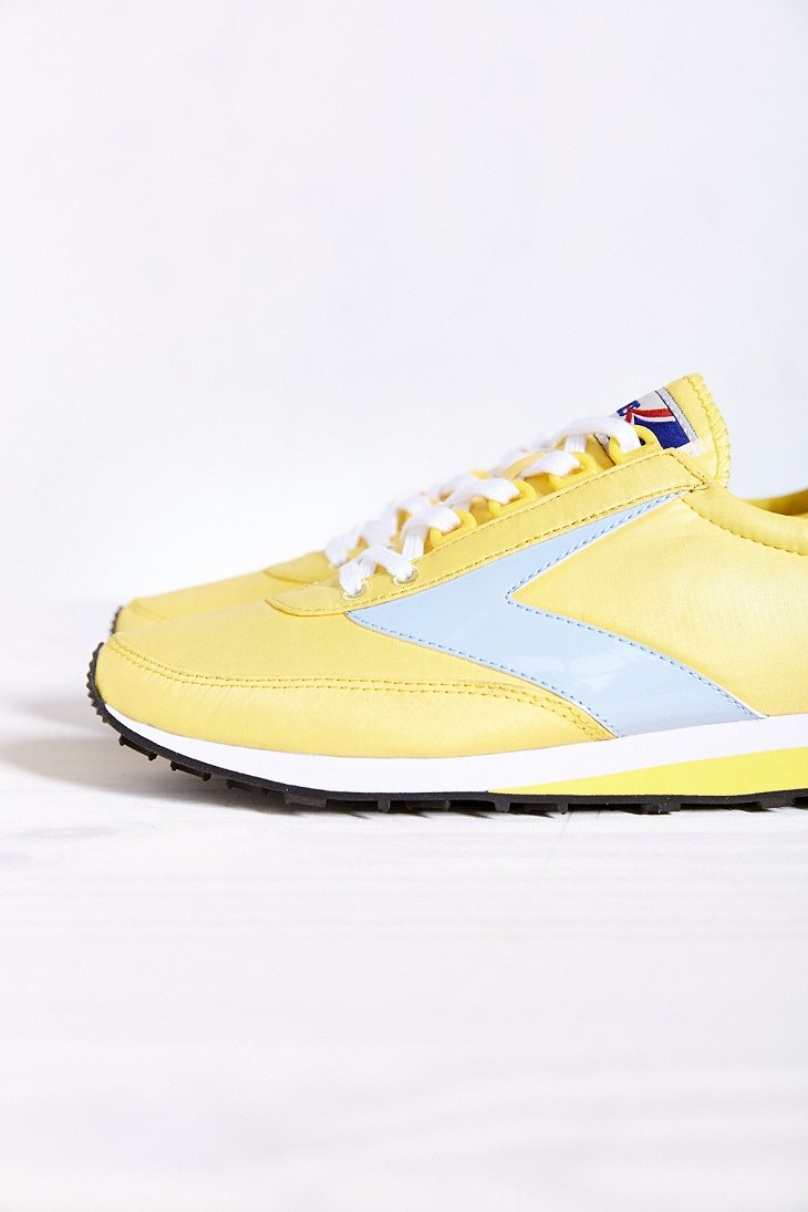 brooks vintage sneakers