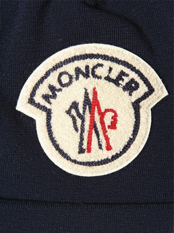 Moncler Logo Patch For Sale Norway, SAVE 31% - fearthemecca.com