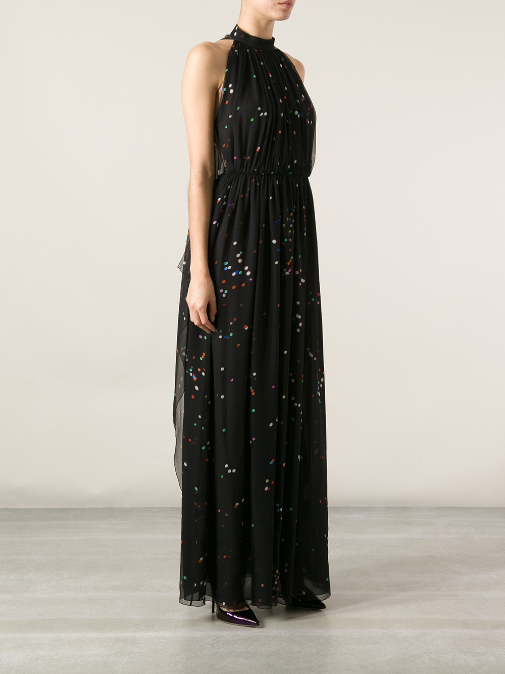 sleeveless black givenchy gown