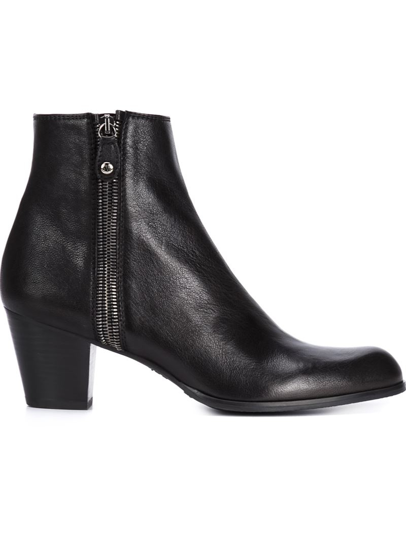 stuart weitzman black ankle boots