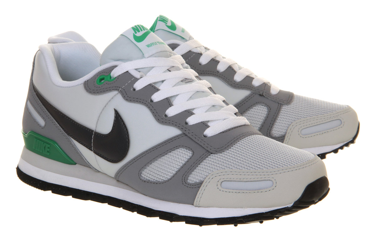mens nike air waffle trainer