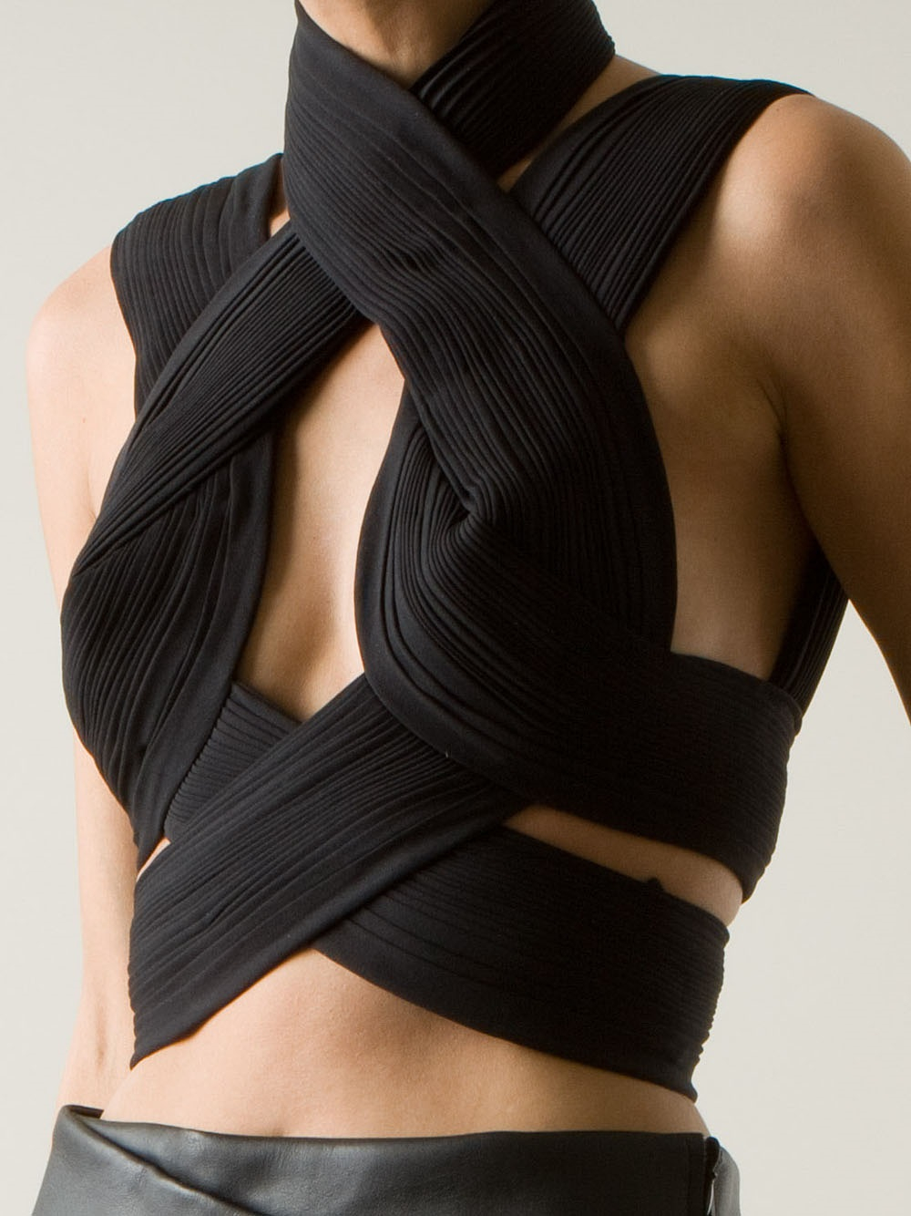 Dion Lee Twisted Top in Black - Lyst