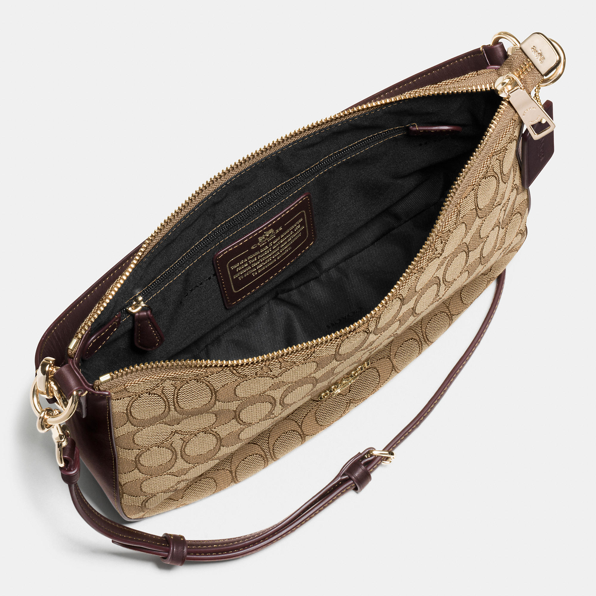 coach chelsea crossbody in signature jacquard