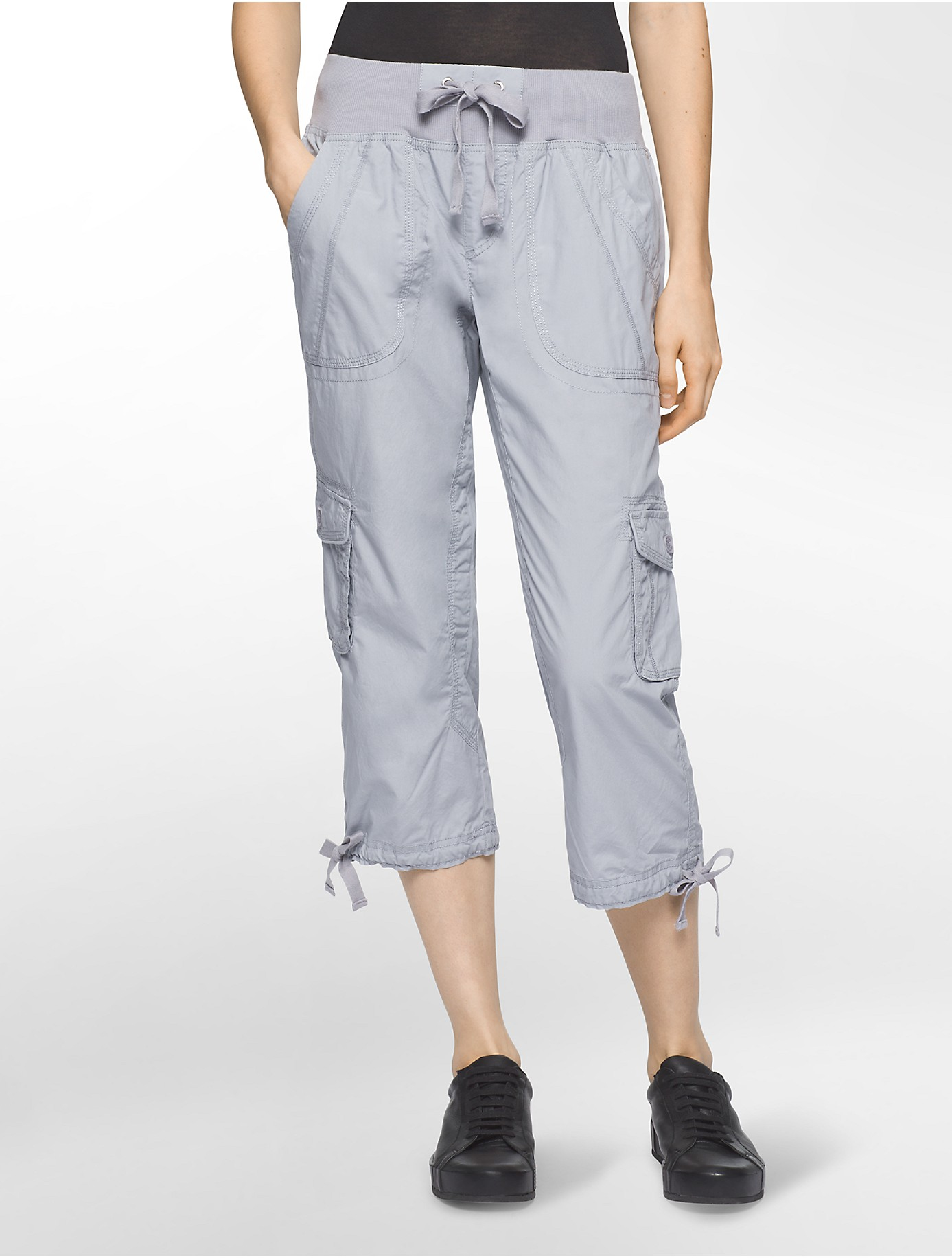 Descubrir 41+ imagen calvin klein cropped cargo pants