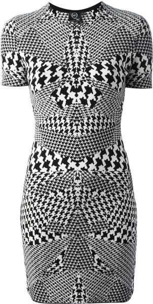 Mcq By Alexander Mcqueen Optical Houndstooth Print Dress in Black | Lyst