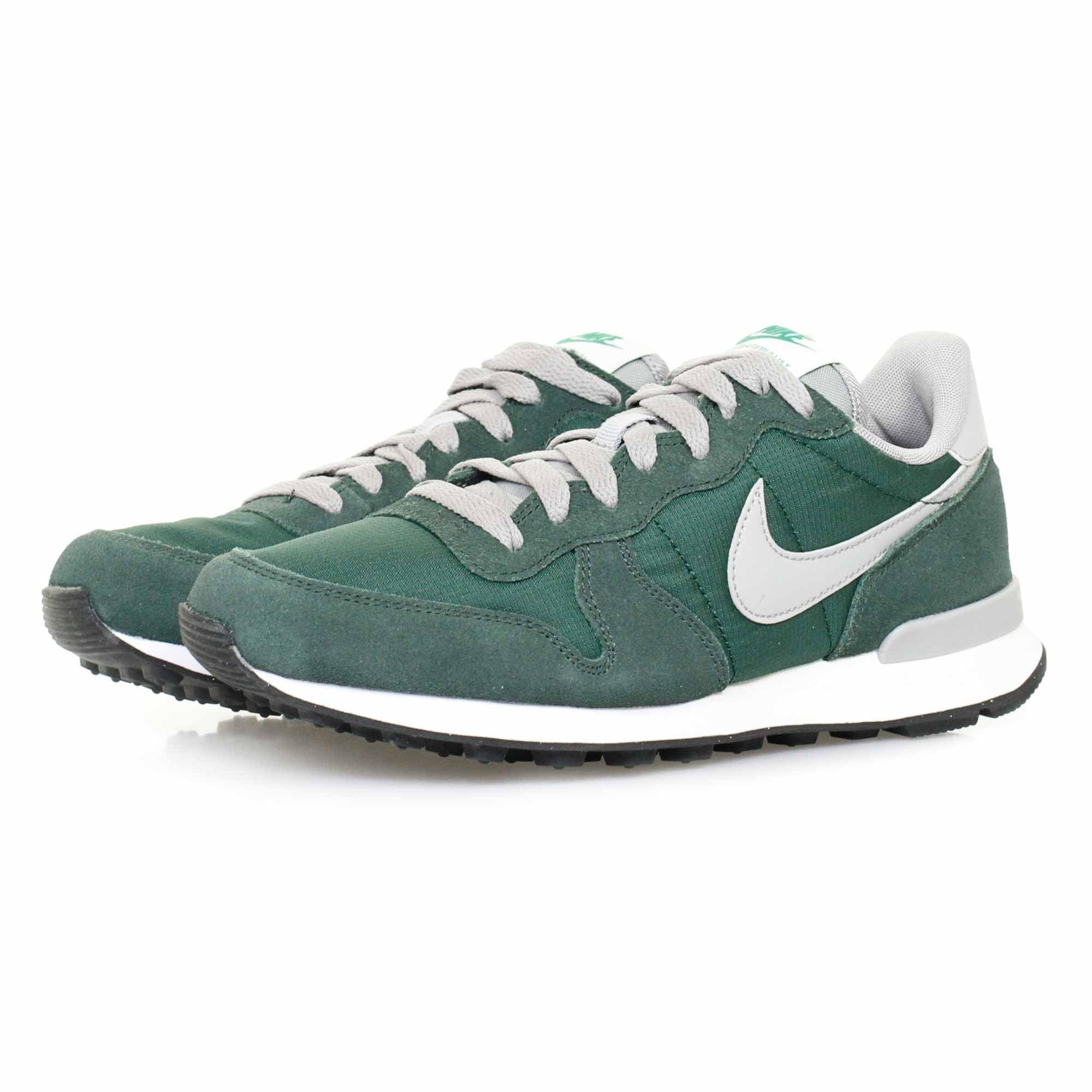 nike internationalist green womens