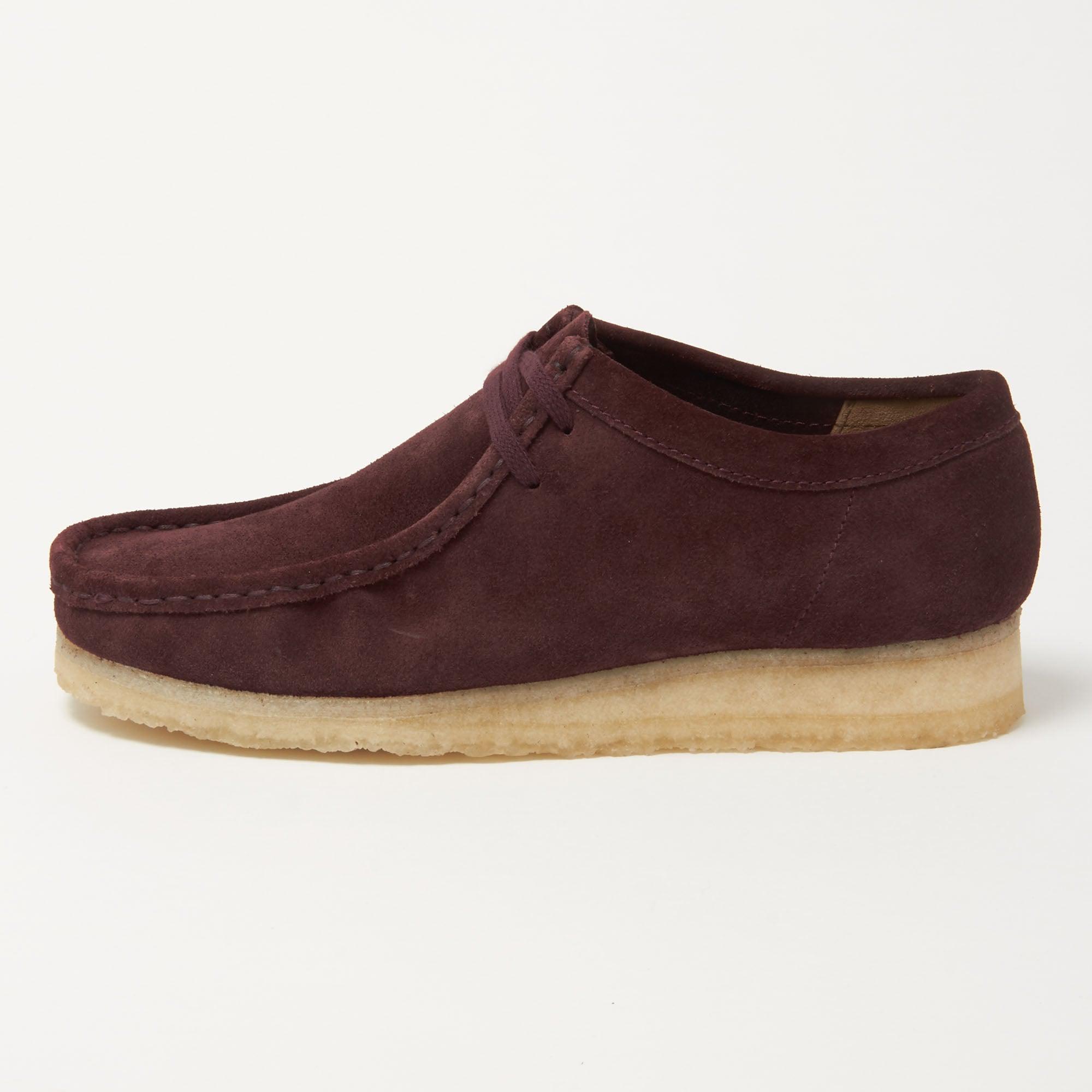 burgundy clarks wallabee