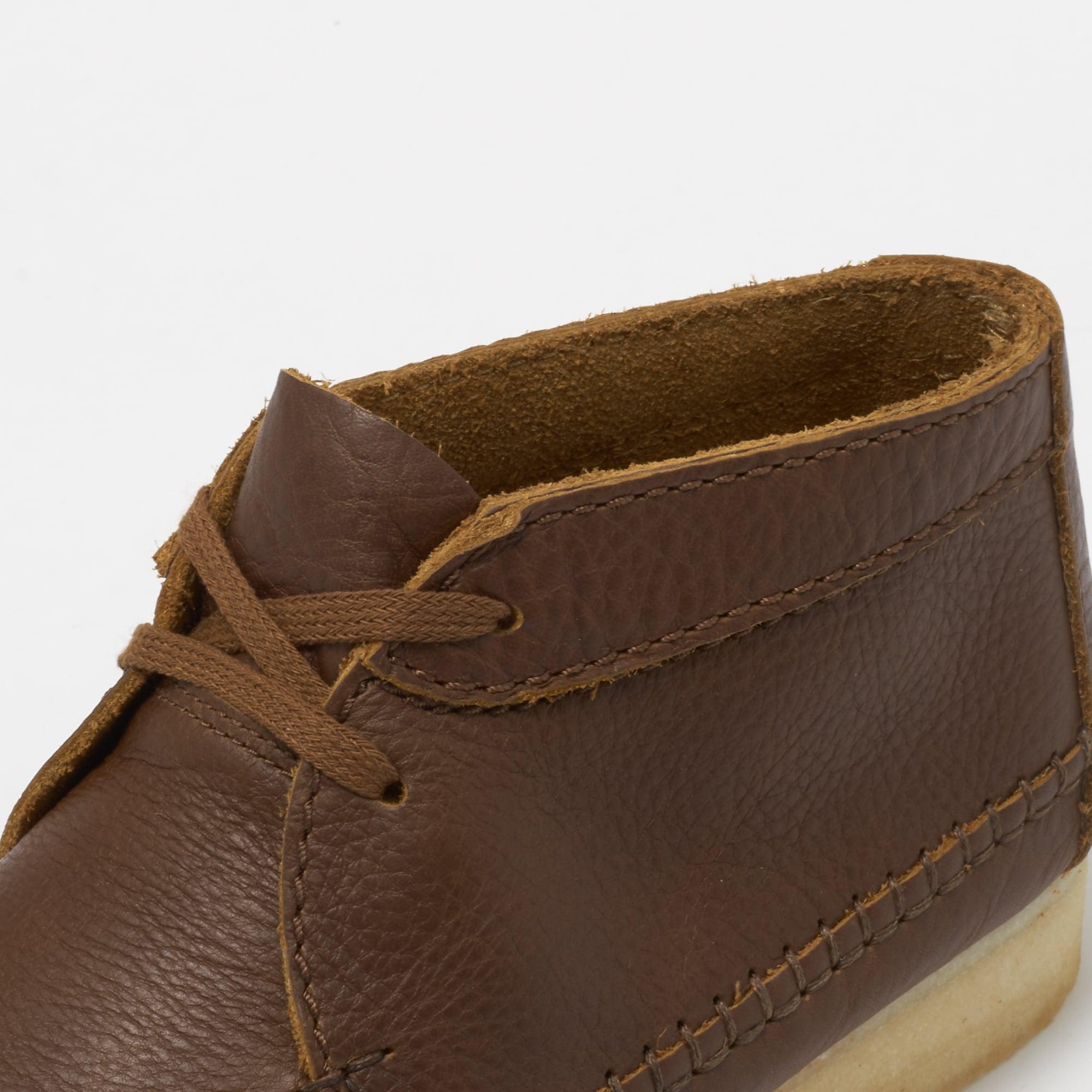 clarks weaver boot brown suede