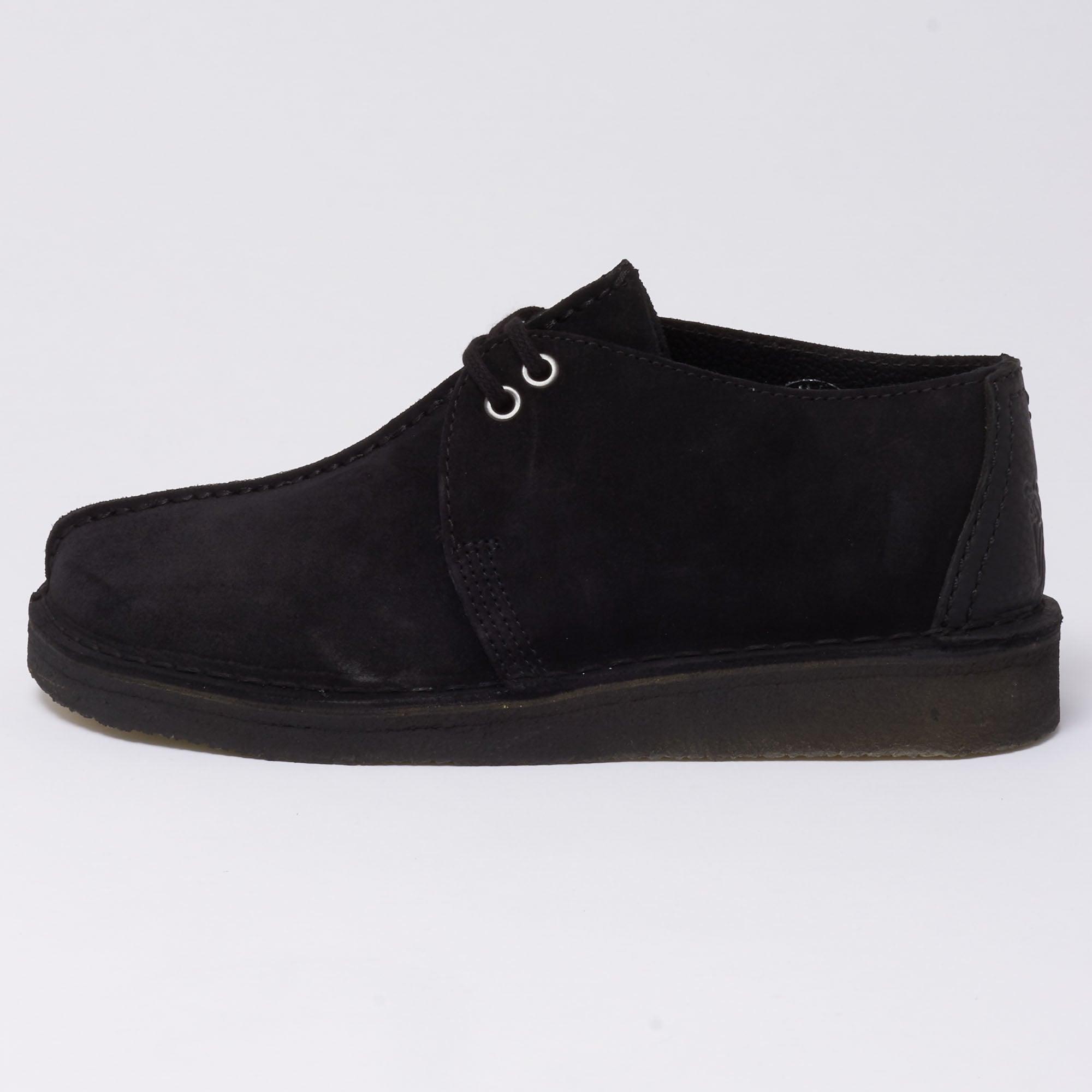 clarks black desert trek