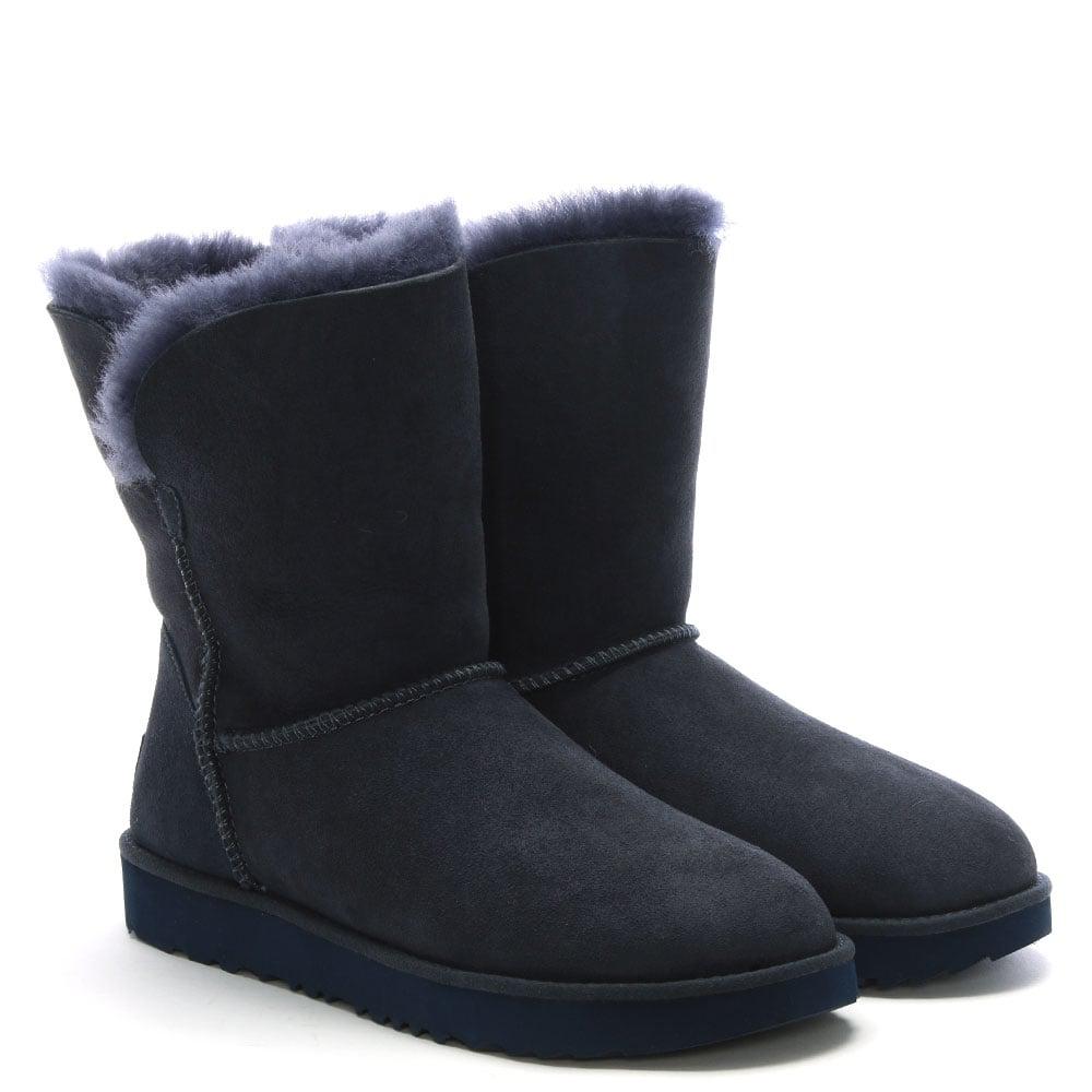 uggs classic cuff short