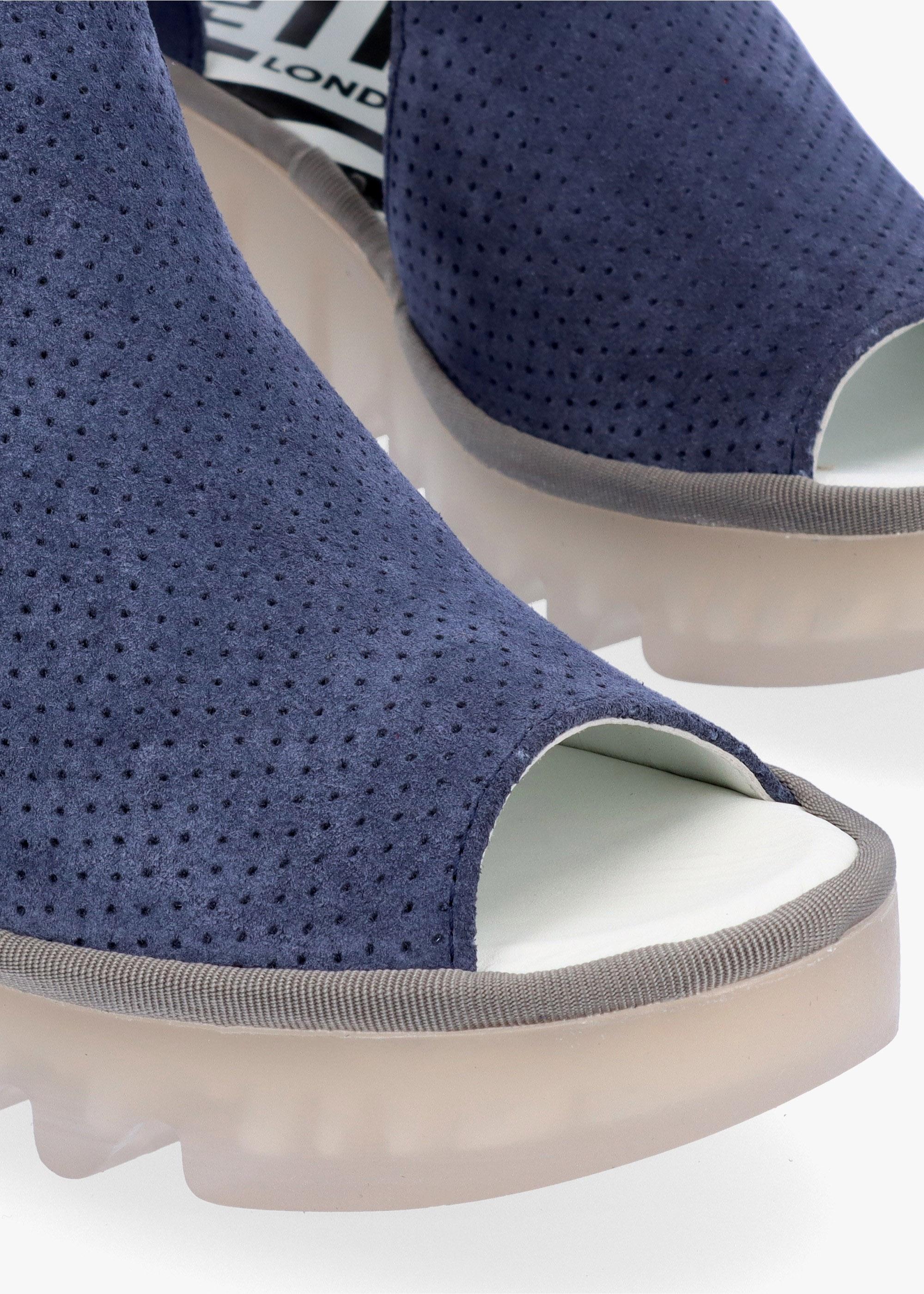 Fly sandals 2018 sales