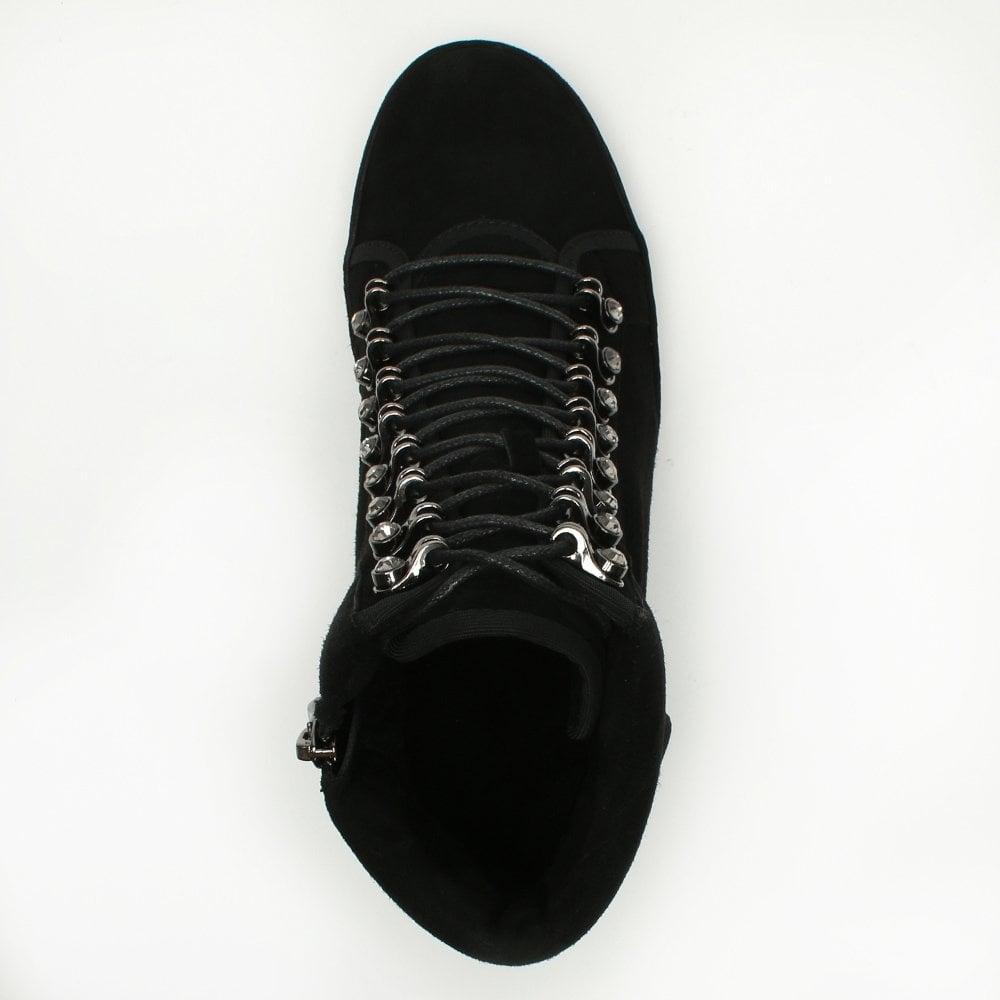 daniel wedge trainers