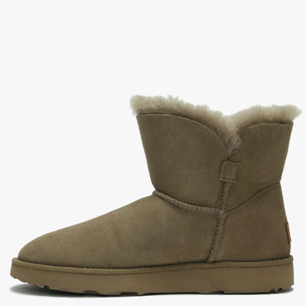 taupe uggs