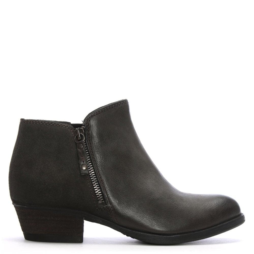 moda in pelle long boots