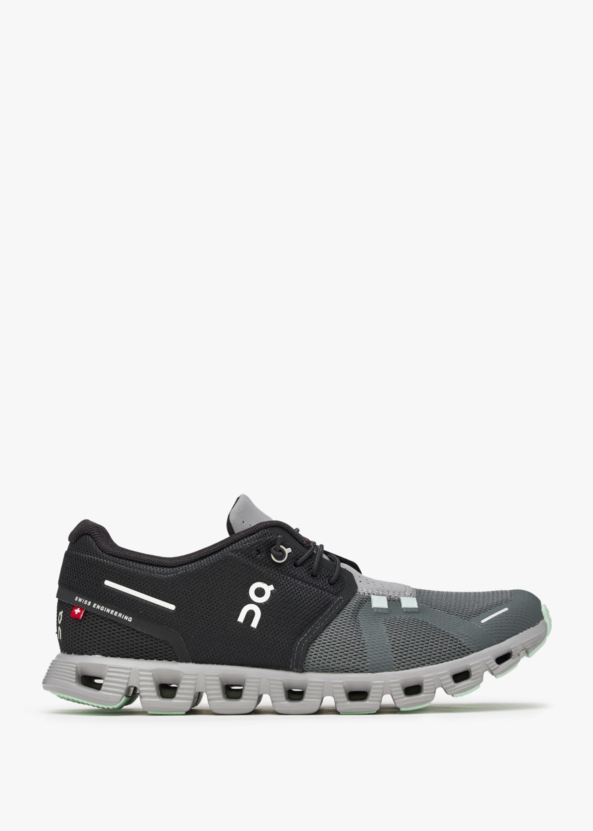 Womens on cheap cloud trainers