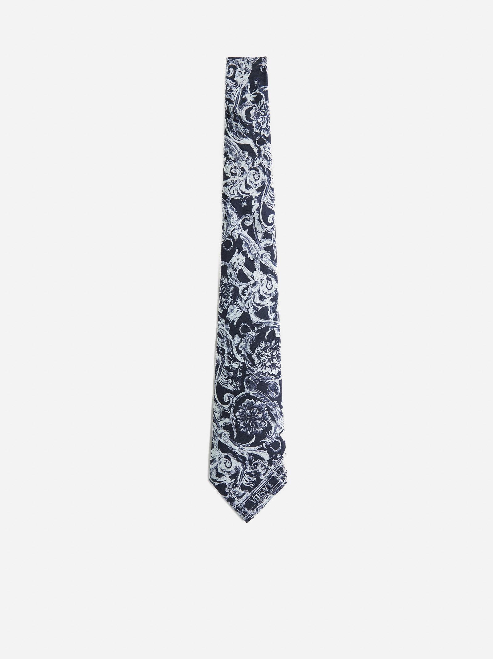 Barocco-print silk tie, Versace