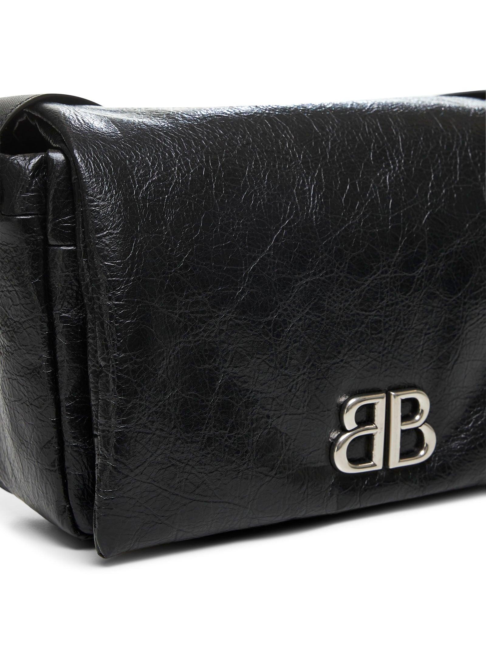 BALENCIAGA Men's Monaco Leather Messenger Bag バッグ ロゴ Balenciaga Monaco Messenger Bag | Black | FARFETCH