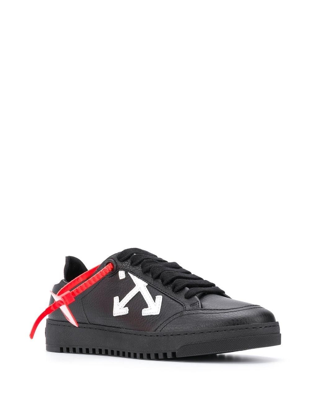 Off-White c/o Virgil Abloh Arrows 2.0 Low Top Leather Sneakers in Black |  Lyst