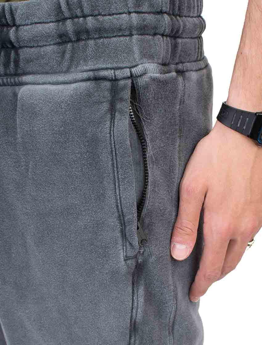 Yeezy season cheap 4 sweatpants