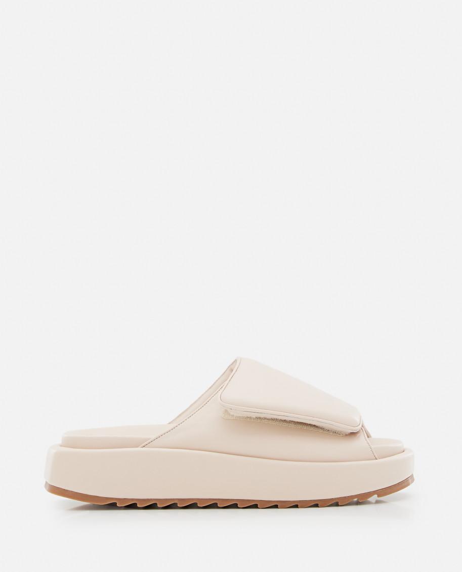 サンダル・ミュール GIA BORGHINI SS22 GIA 2 PUFFY SANDALS (GIA2_A101) GIA BORGHINI / ミュールサンダル｜ESTNATION ONLINE STORE