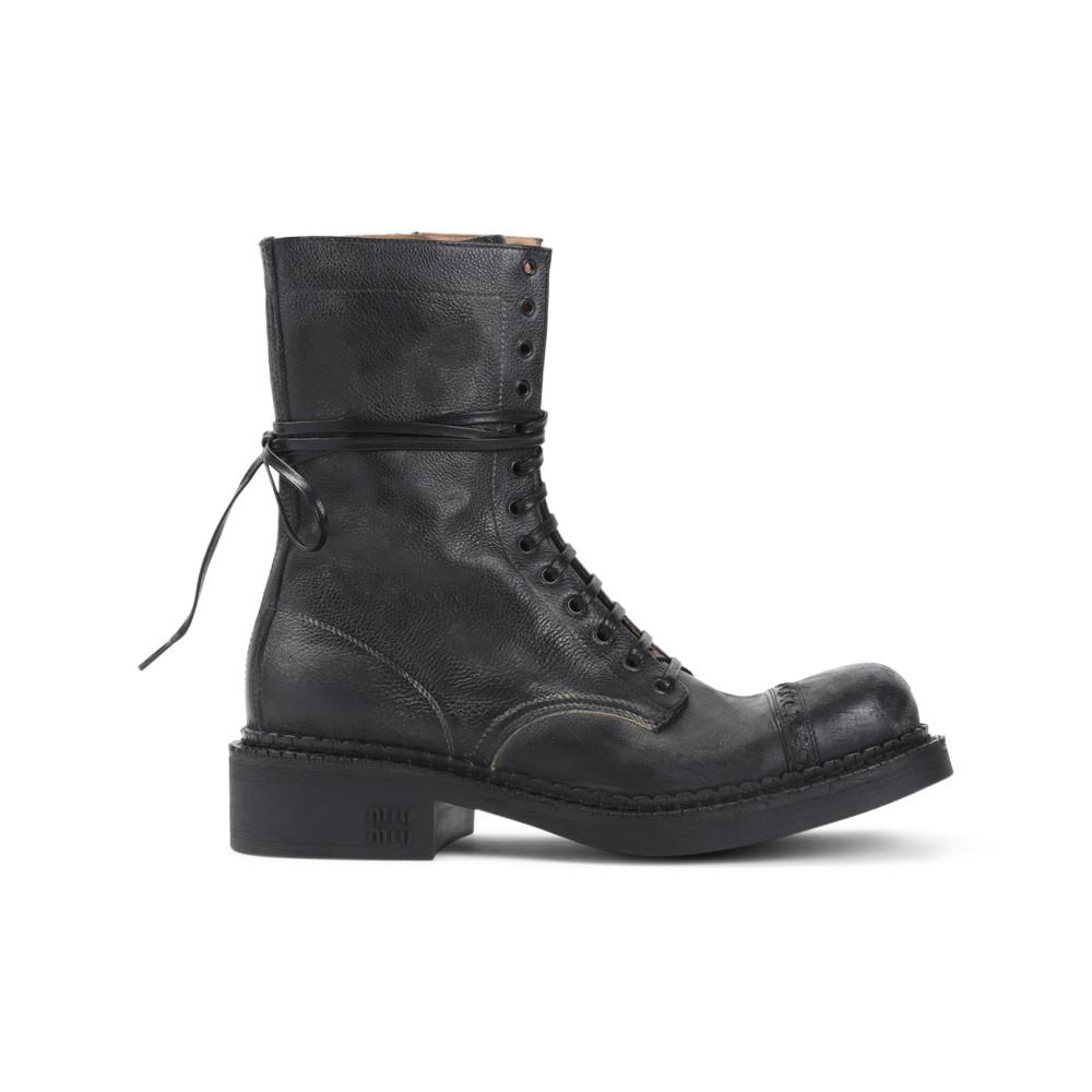 【MiuMiu】Boots カーフレザー ブーツ Miu Miu バックル レザーブーツ | ブラック | FARFETCH JP