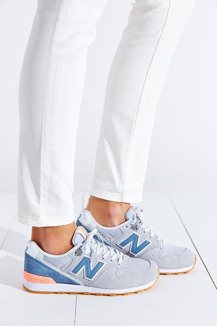 new balance women's 696 v1 sneaker