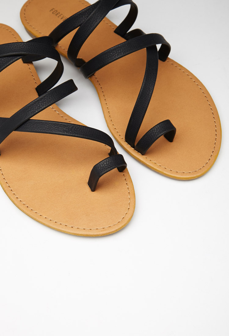 Forever 21 Strappy Toe-loop Sandals in Black - Lyst