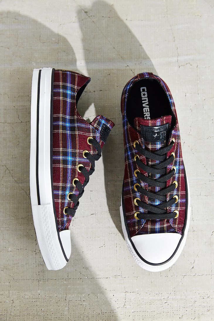 Converse Chuck Taylor All Star Plaid Low Top Sneaker in Maroon (Purple) |  Lyst
