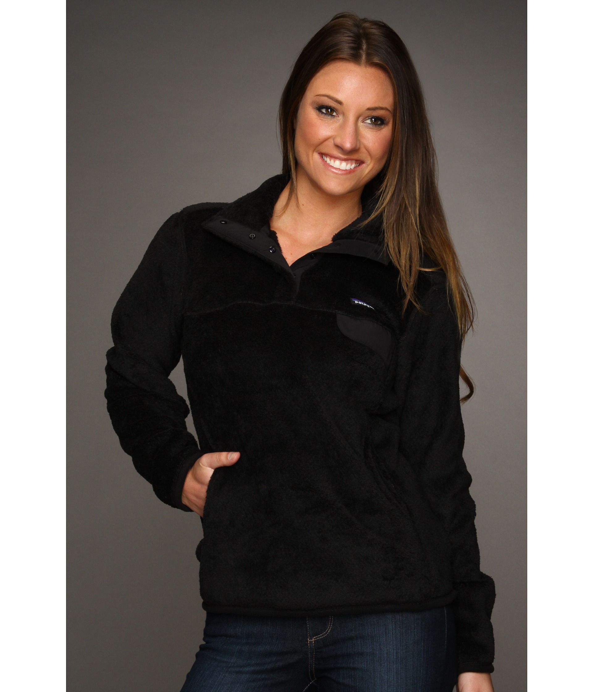 black patagonia pullover women's