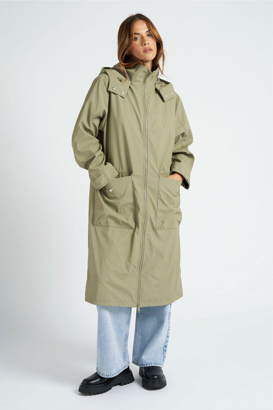 Rubberised raincoat top