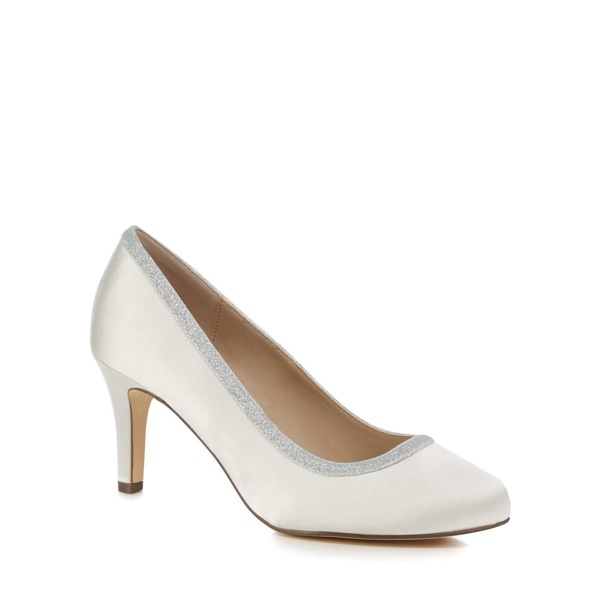 cream wide fit shoes