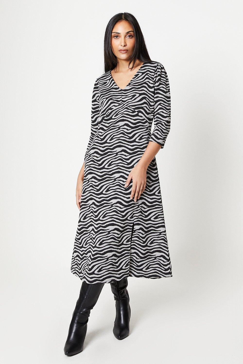 Wallis clothes deals at debenhams