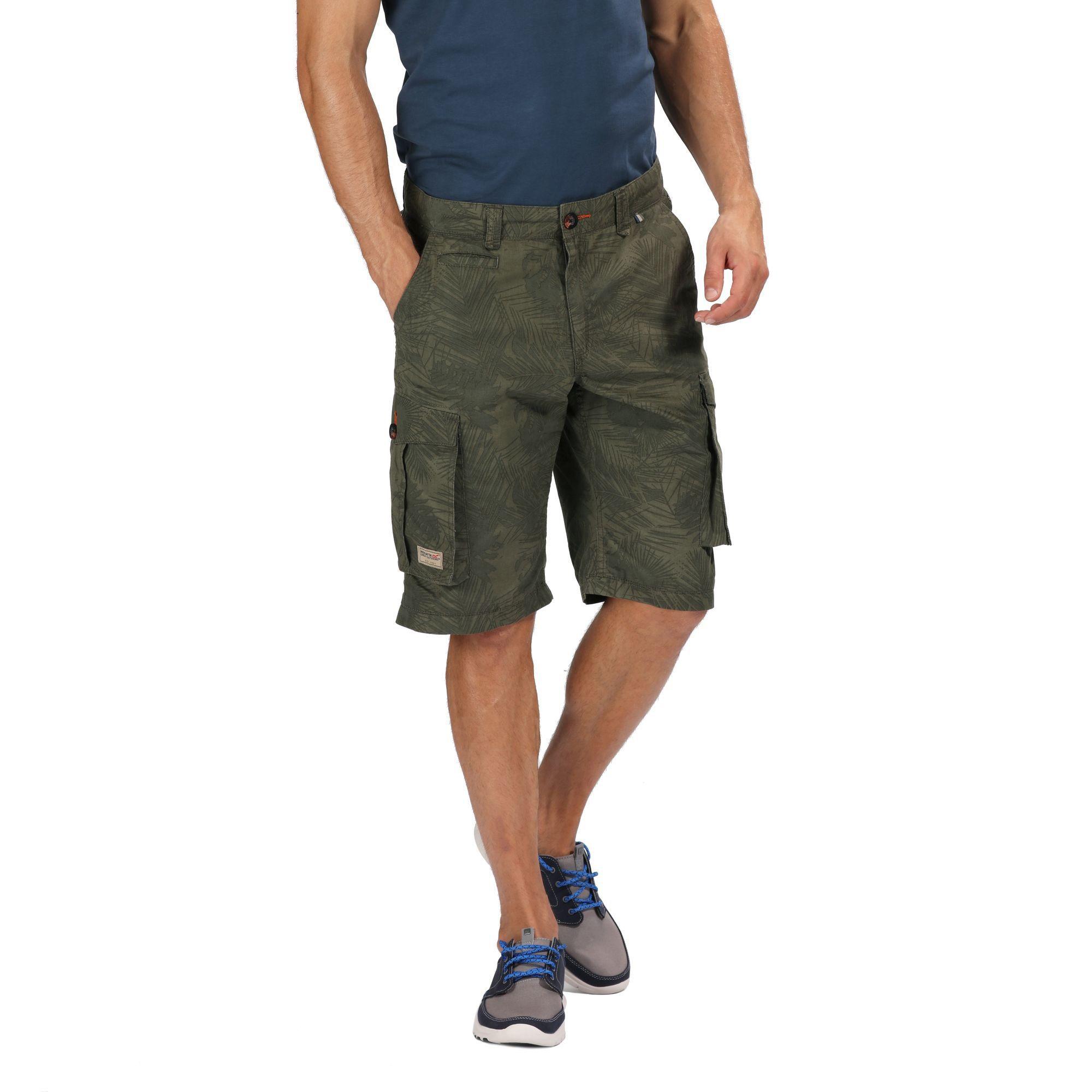 Regatta Cotton Shorebay Vintage Cargo Shorts in Green for Men - Lyst