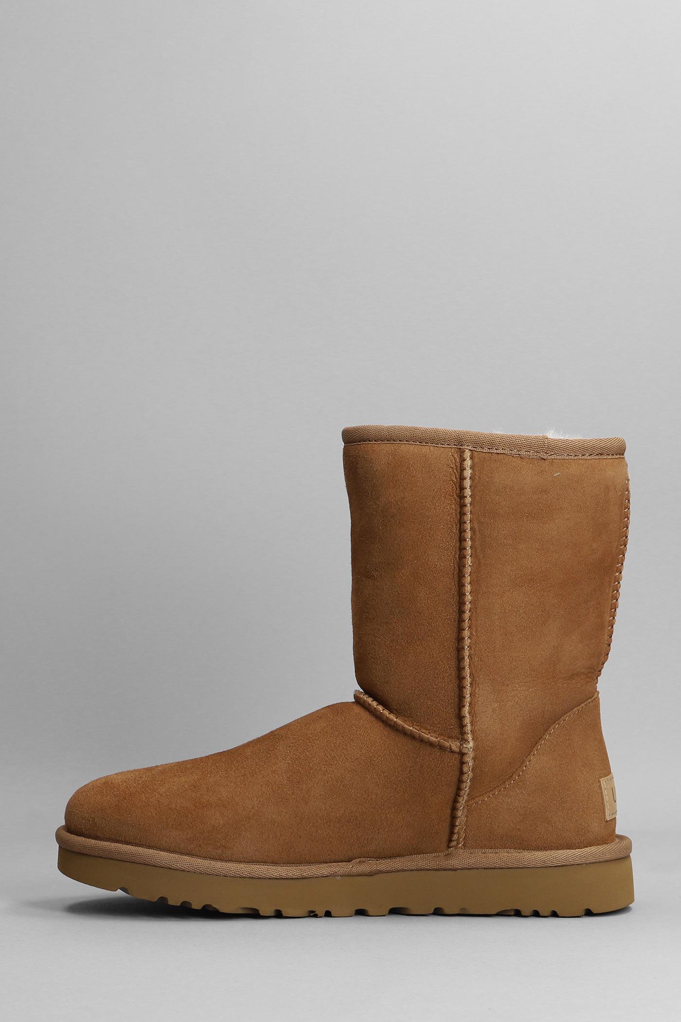 UGG Classic Short Ii Low Heels Ankle Boots In Suede in Brown | Lyst