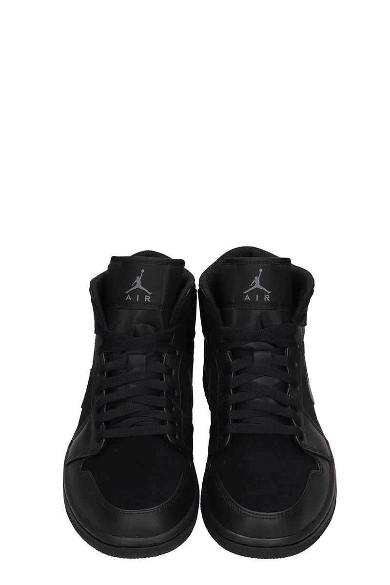 black jordans suede