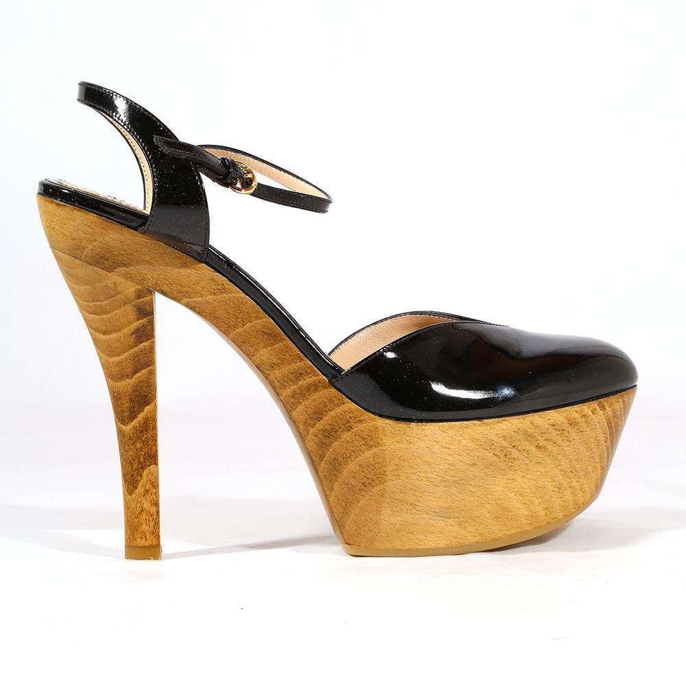 black heels with wooden heel