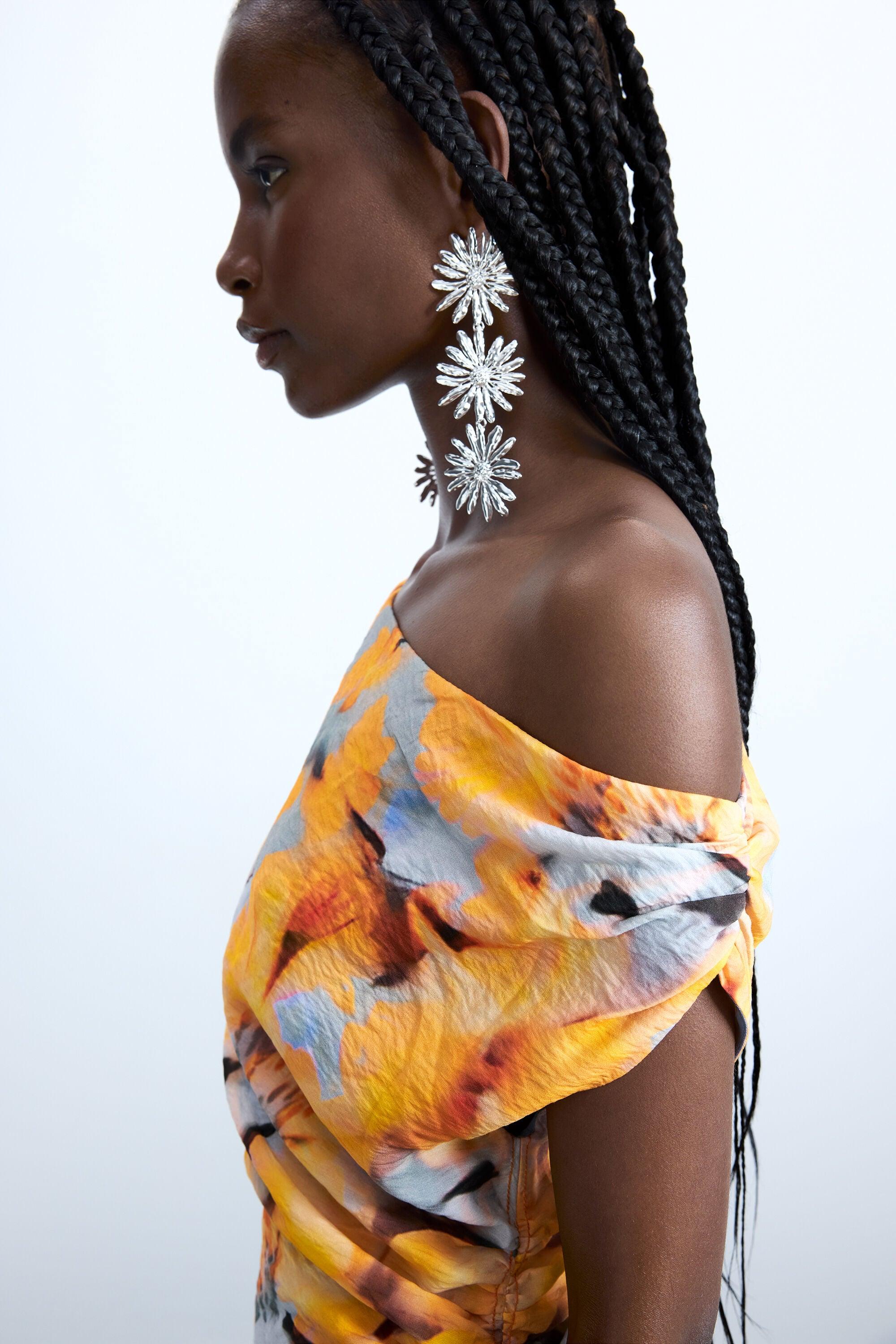 desigual asymmetric floral dress in White it offers a regular lace prom dresses 63+ Different Types of color:Navy Blue