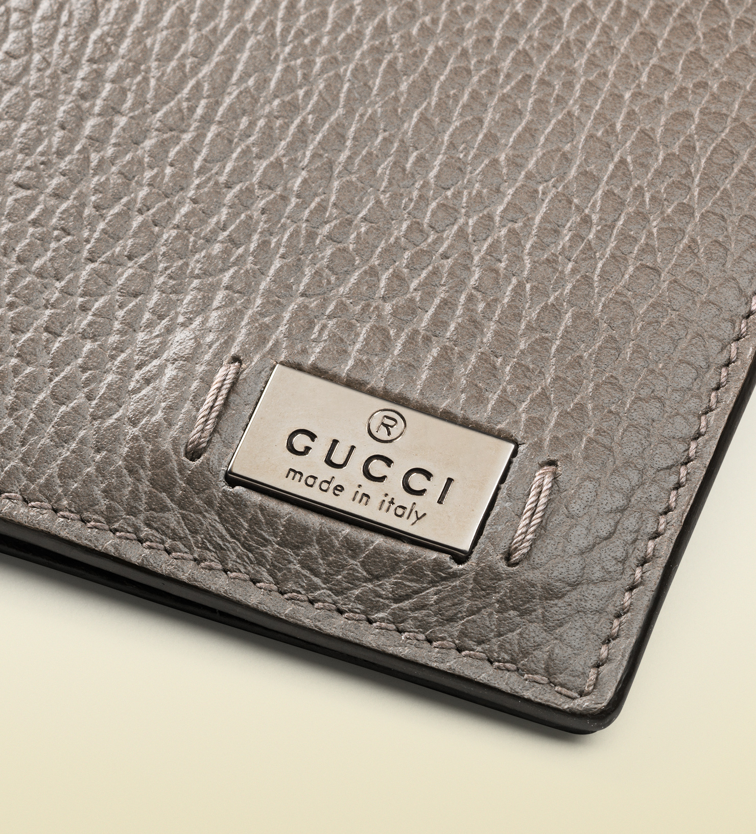Lyst - Gucci Metal Tag Leather Bi-fold Wallet in Gray for Men