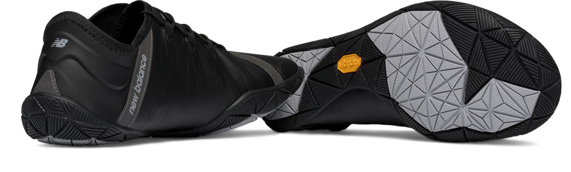 new balance minimus 200