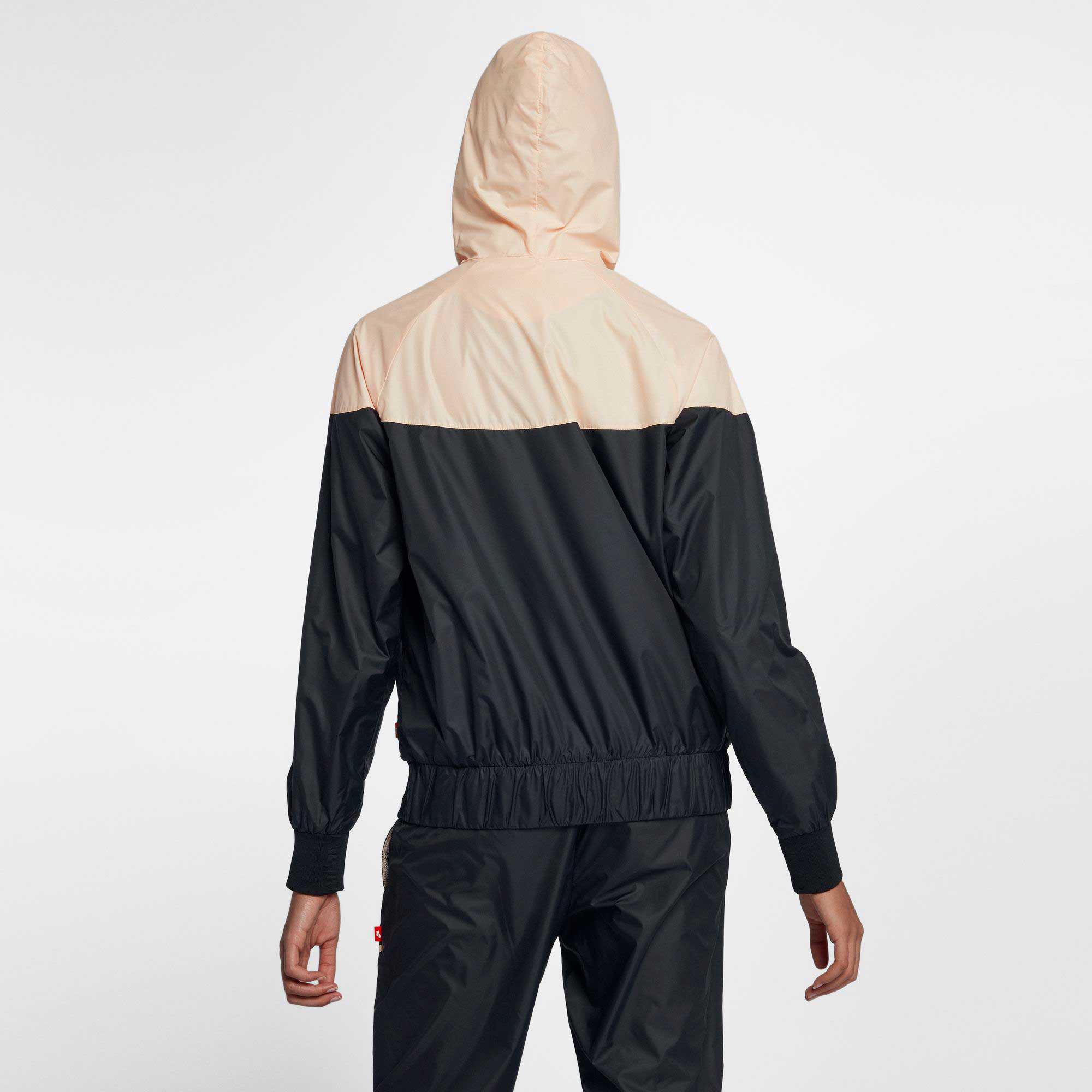 nike women's sportswear graphic windrunner jacket