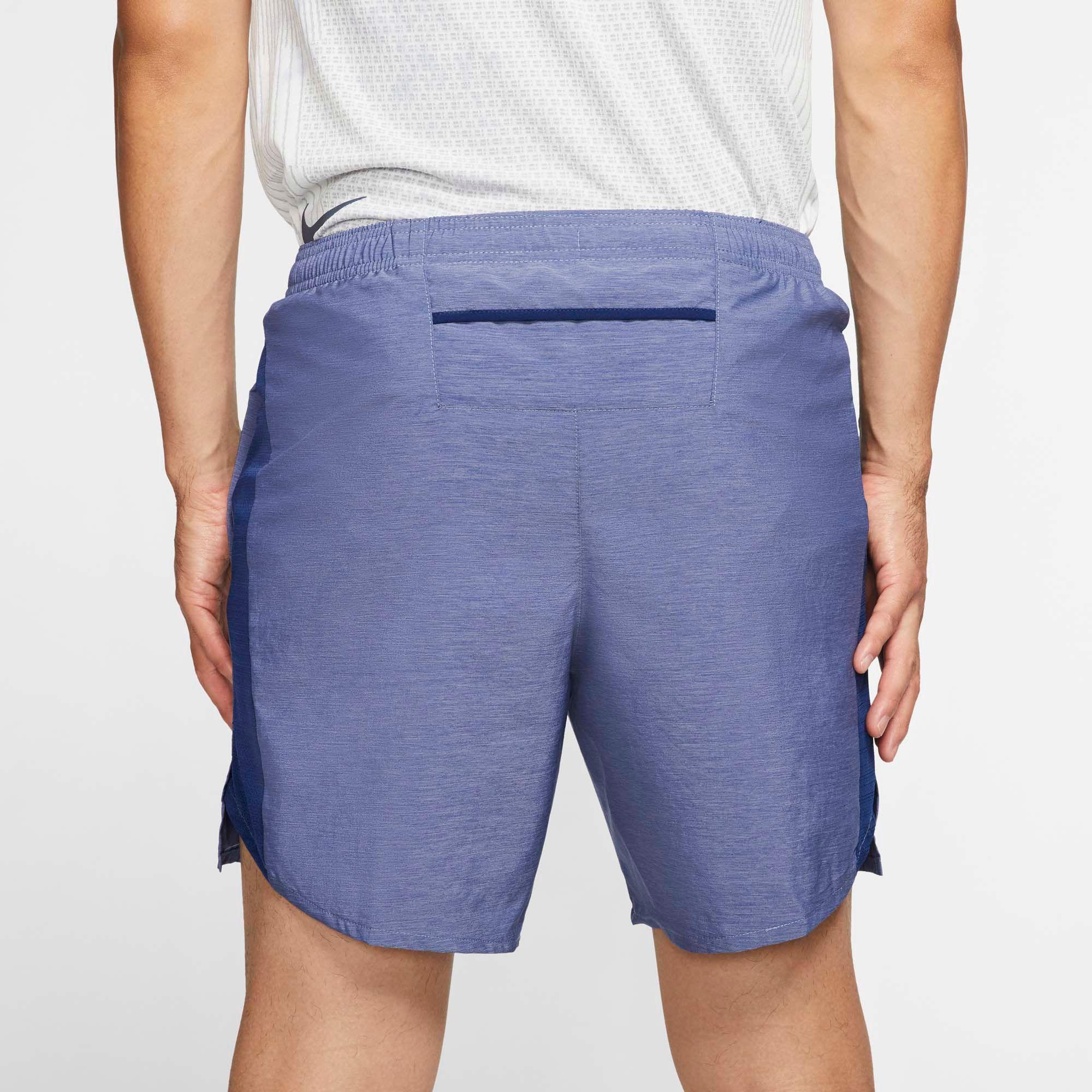 Nike Challenger 7 Inch Shorts in Blue 