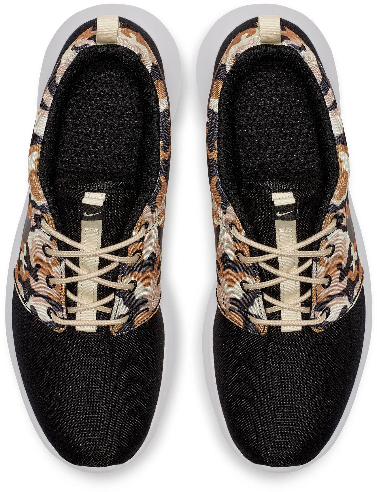 nike roshe one se camo